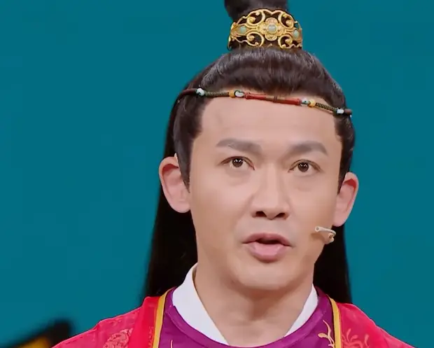 娱乐圈没整过容的明星_刘恺威整容后遗症_华晨宇整容