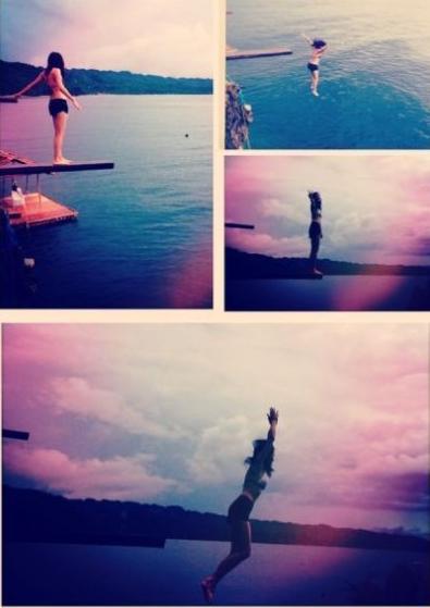 直击明星生日趴奢靡场面:大小S制服秀色诱老公