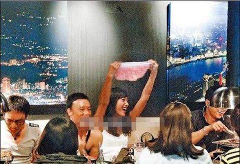 直击明星生日趴奢靡场面:大小S制服秀色诱老公