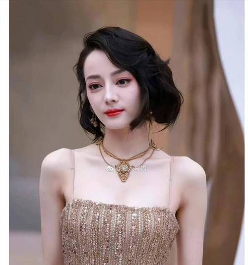 明星脸上的汗毛怎么处理的_明星的汗毛怎么去除_汗毛多的女明星